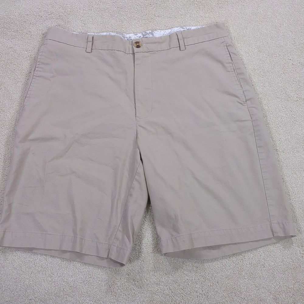 Tailorbyrd Collection Mens Size 34 Flat Front Shorts Tan Khaki Golf Flamingo